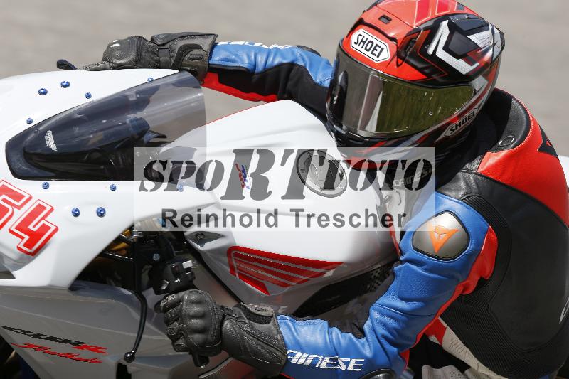 /10 20.04.2026  Pluess Moto Sport ADR/Freies Fahren/954